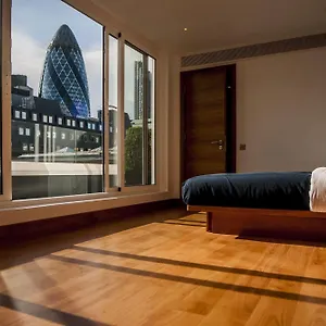 Apartment Native Tower Hill, London