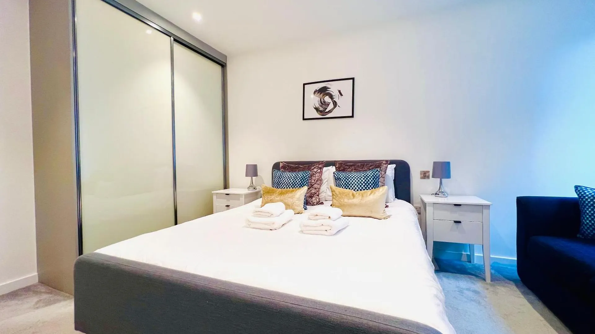Tower Bridge Apartment London United Kingdom