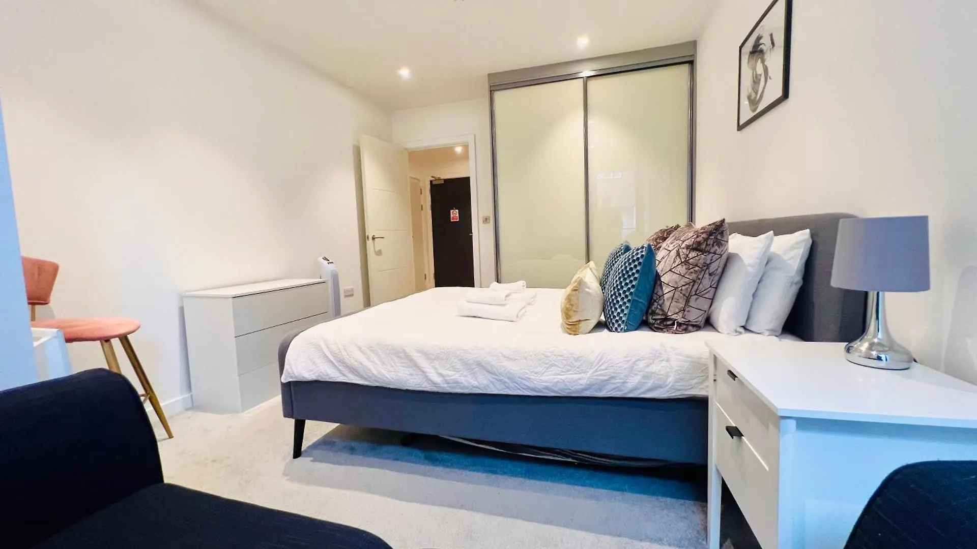 Tower Bridge Apartment London 0*,